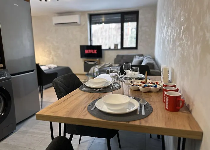 New! Park Lane Residences Apartamento